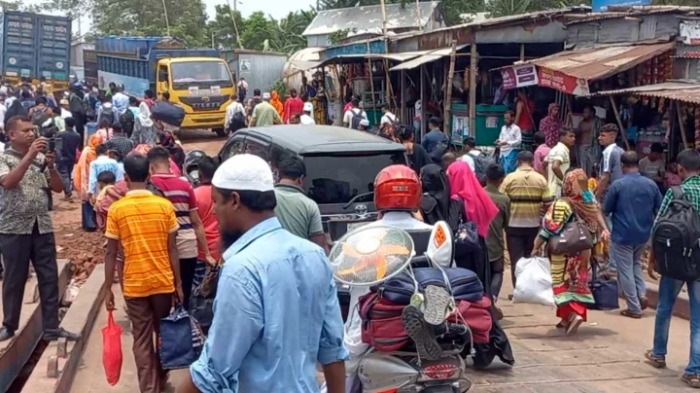 ঈদযাত্রায় ভোগান্তি নেই দৌলতদিয়া ঘাটে